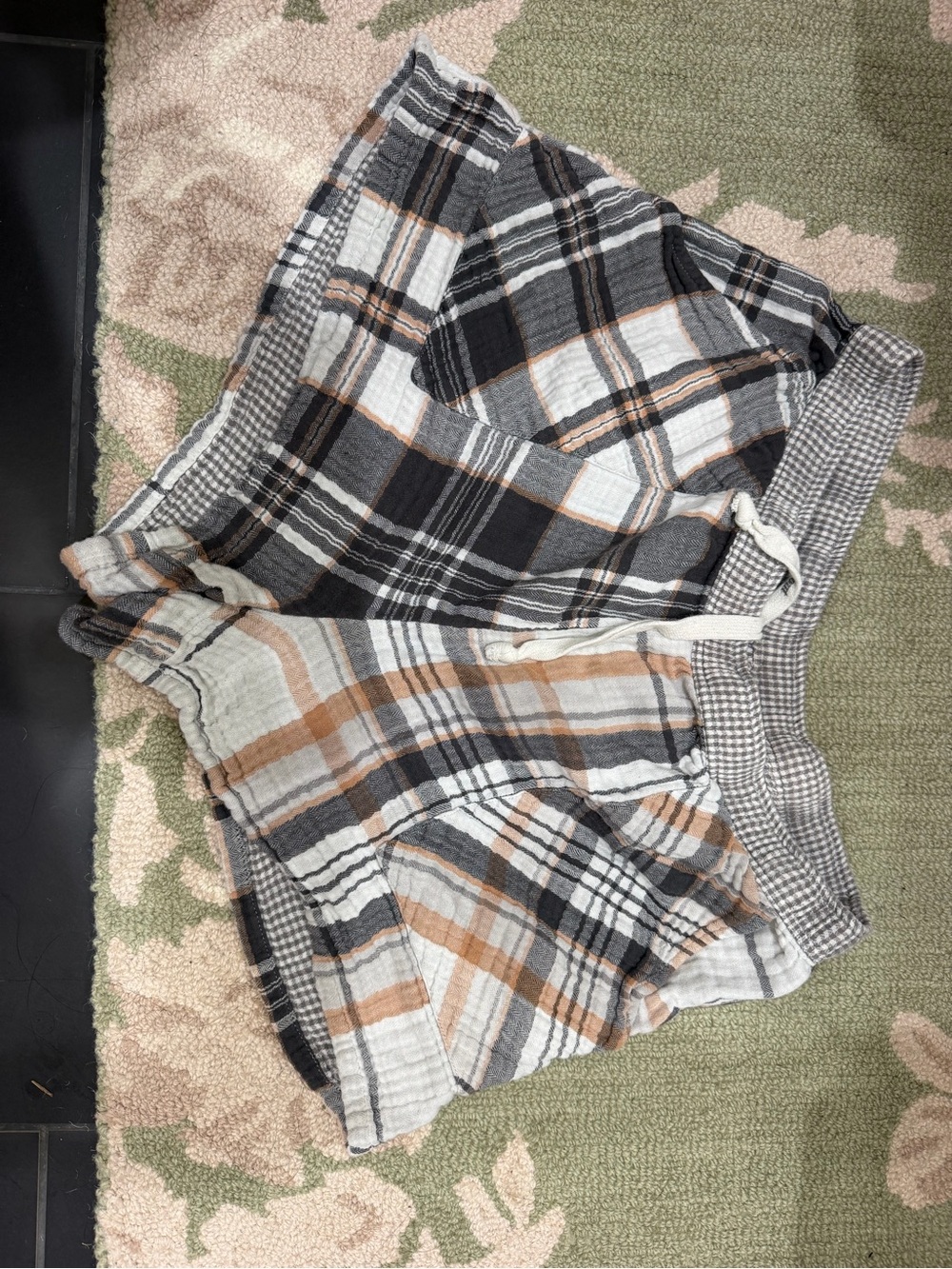 Aerie Plaid Lightweight Cotton-Blend Women's Shorts